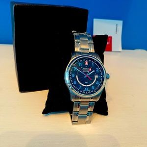 A Sexy Men’s Wenger watch. Swiss Military watch. New Without Tags. No scratches.